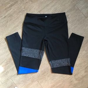 Yogalicious High Rise Ankle Leggings Medium Black